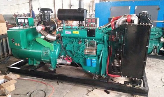 云阳潍柴二手发电机大型柴油发电机组